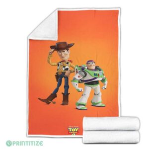 woody and Buzz Lightyear